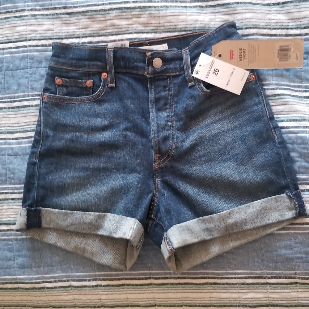 Levi's Wedgie Short - "Wedgie from the Block"